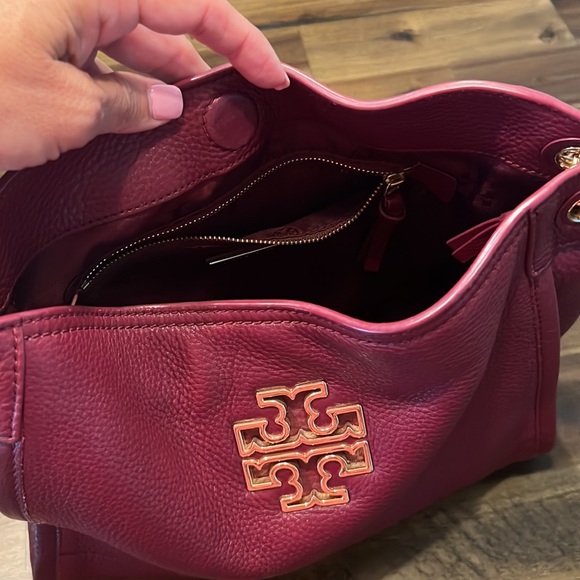 Tory Burch slouchy tote (maroon) - Picture 2 of 4